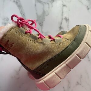 Sorel Kids' Olive and Pink Boots